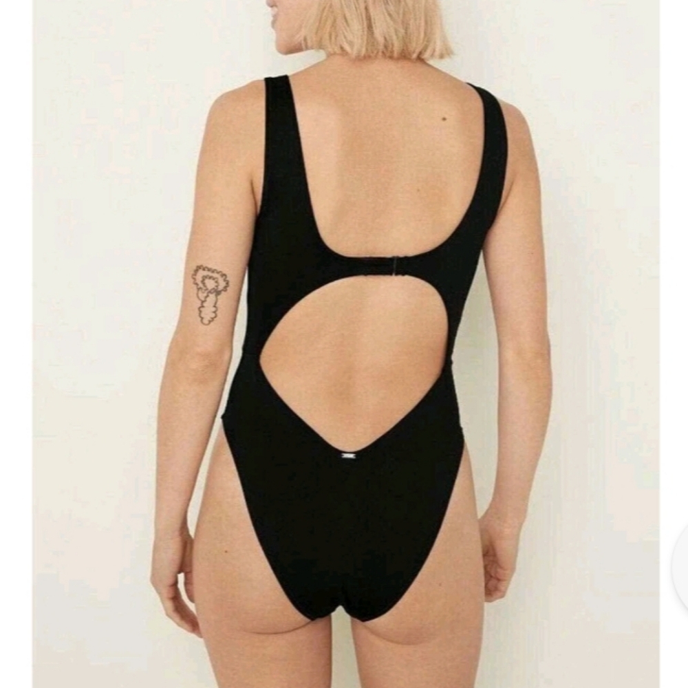 PINK Victoria's Secret Ruched Front Cutout One Piece‎ Swimsuit Black XL New - Picture 8 of 15